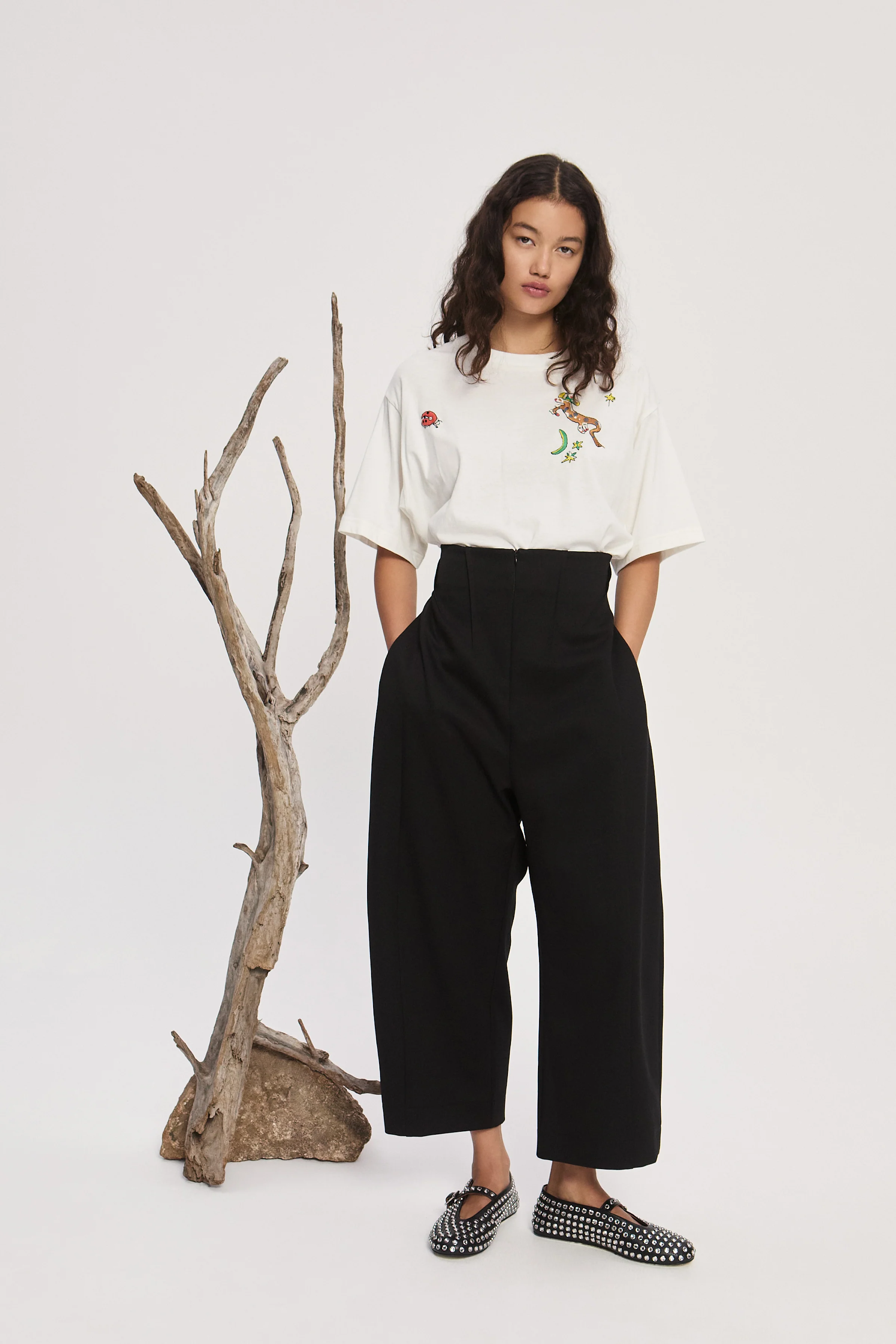 Alemais Play Tee - Image 6