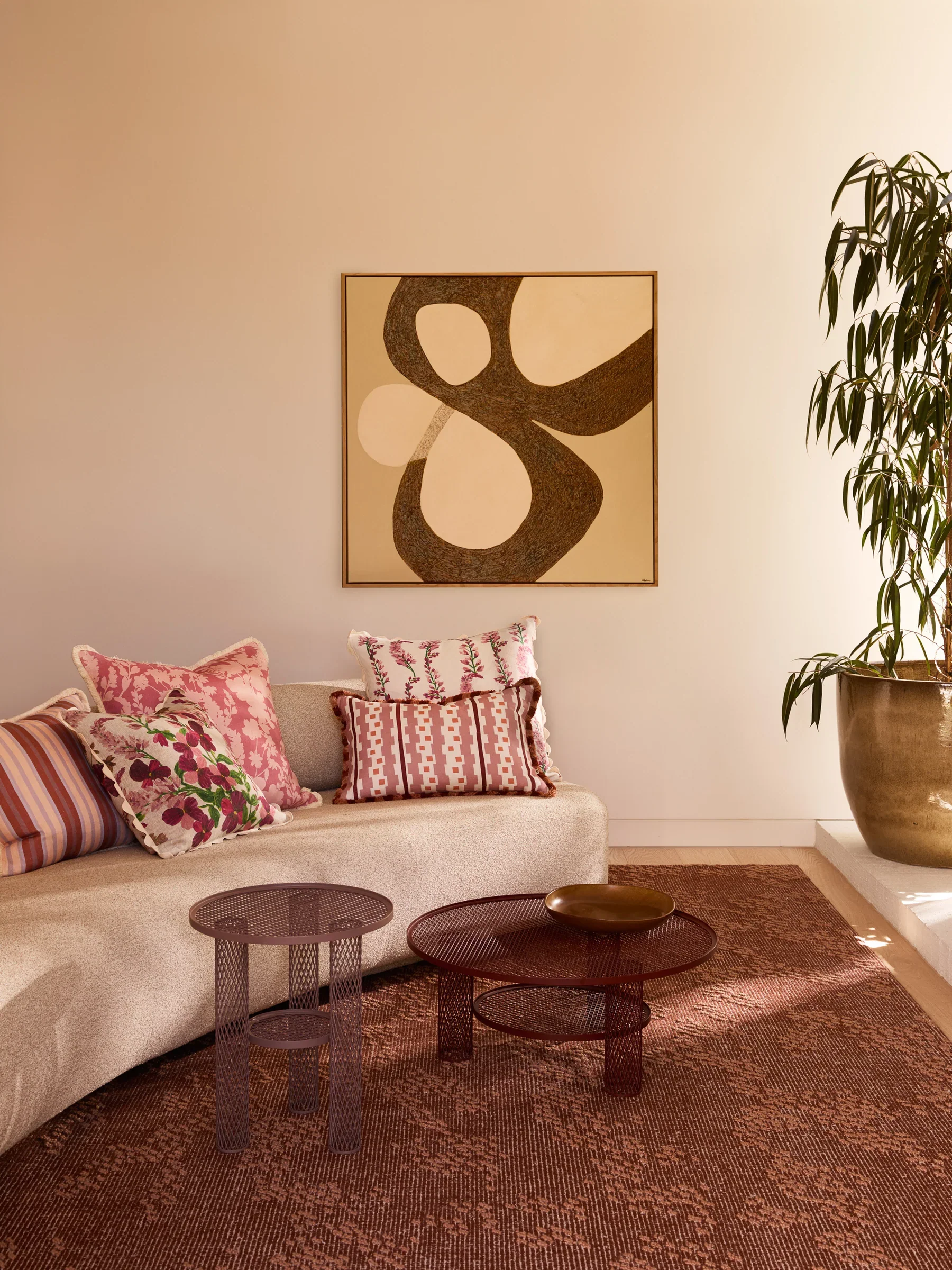 Bonnie & Neil Buff Pink Bauhaus Cushion - Image 4