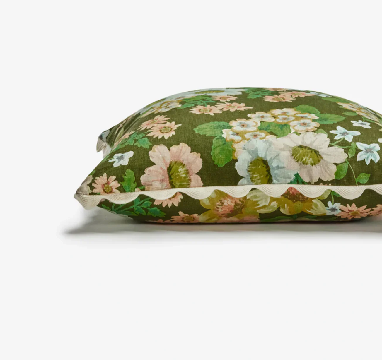 Bonnie & Neil Buttercup  Cushion - Image 3