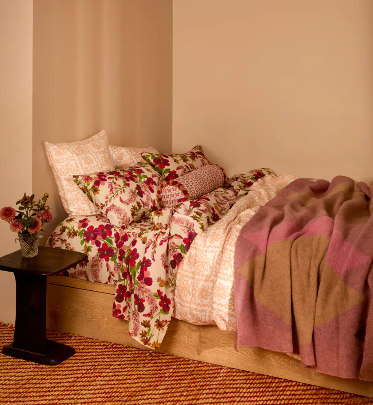 Bonnie & Neil Daisy Buff Bed Linen - Image 4