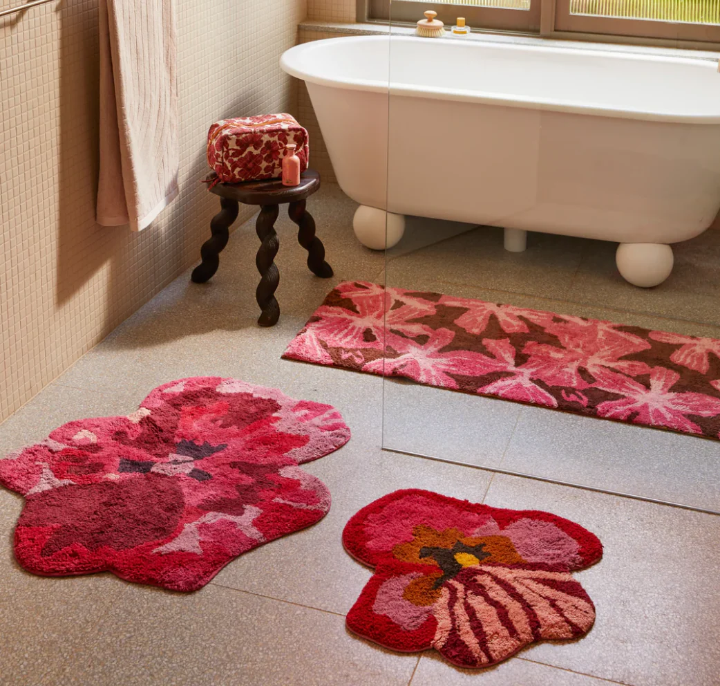 Bonnie & Neil Mave Pink Long Bath Mat - Image 3