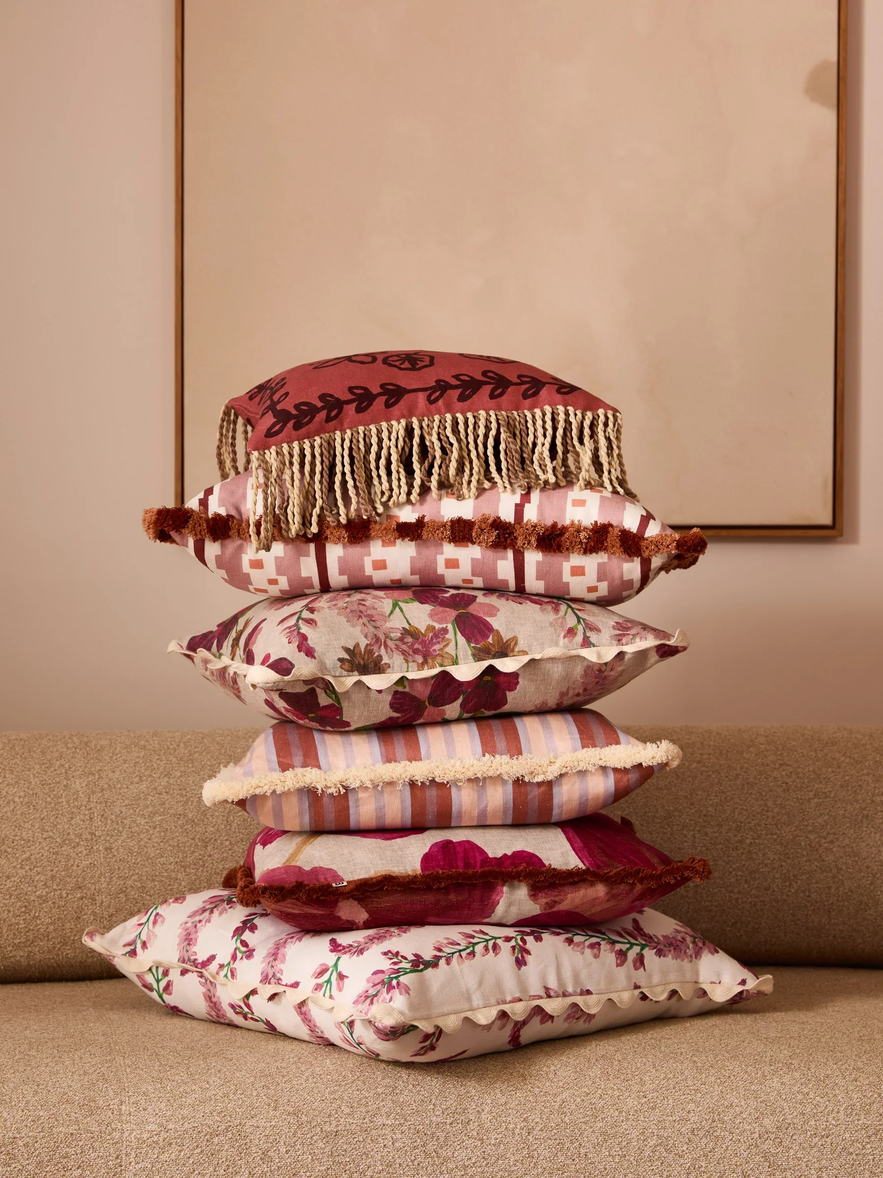 Bonnie & Neil Petra Coral Linen Cushion - Image 6
