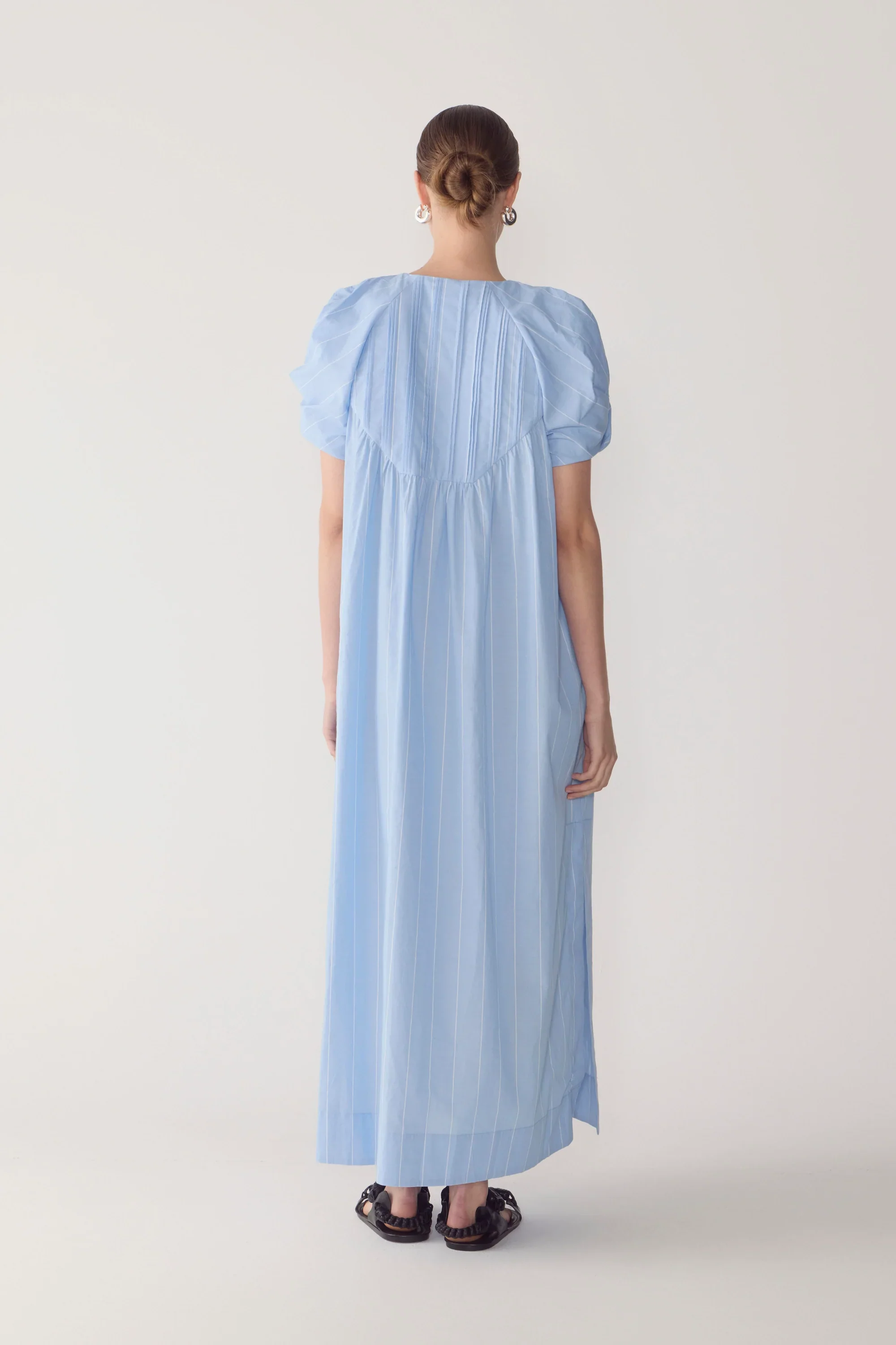 Foemina Raven Dress - Image 4
