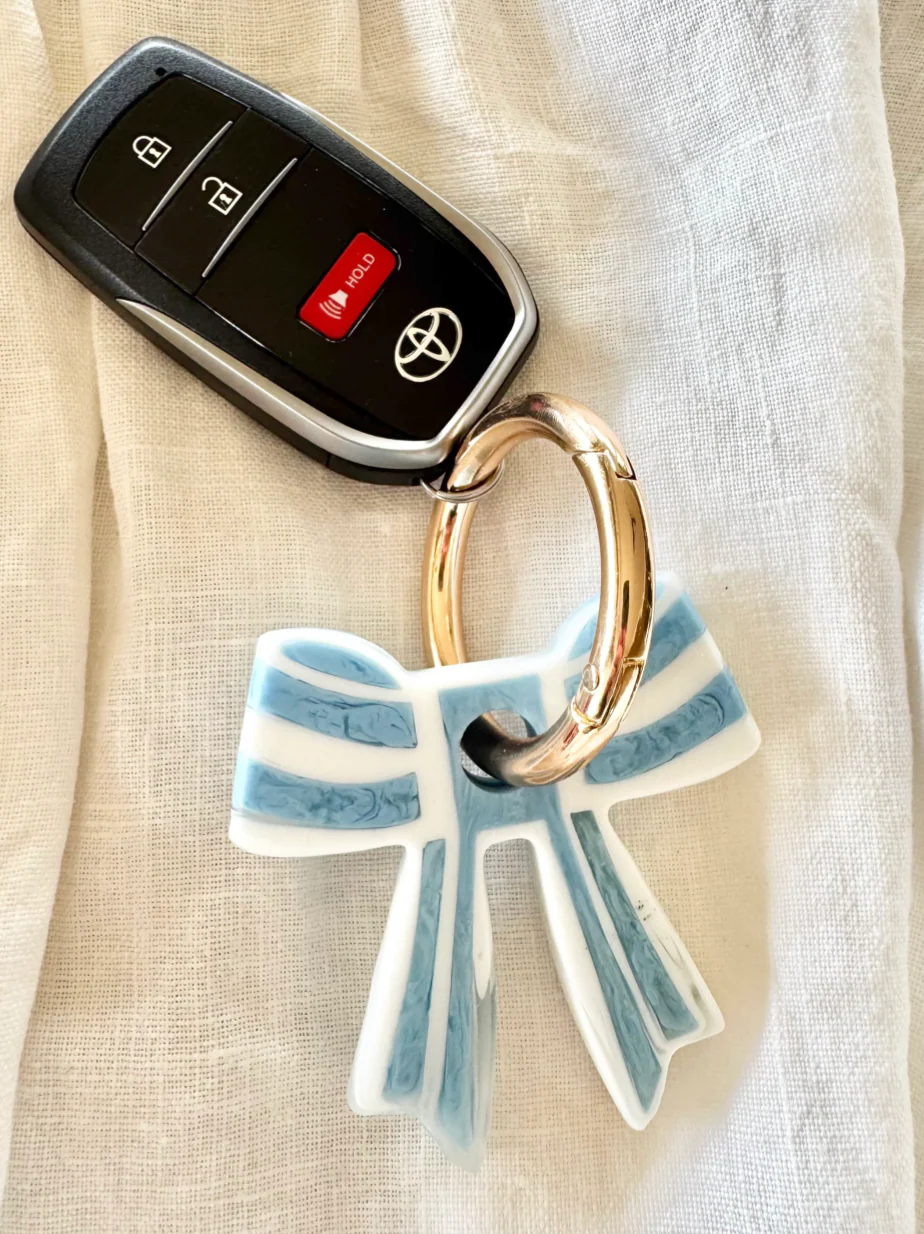 Greenwood Designs Stripey Bow Resin Keyring - Image 5