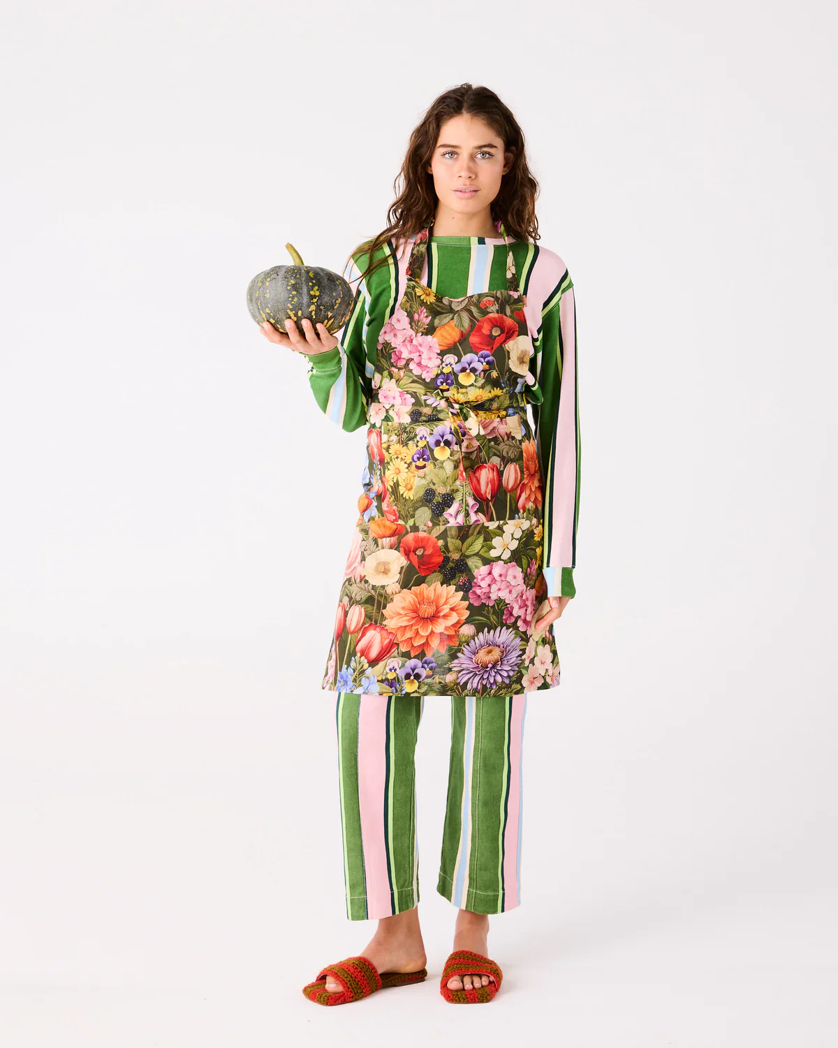 Kip & Co Cottage Garden Eden Apron - Image 7