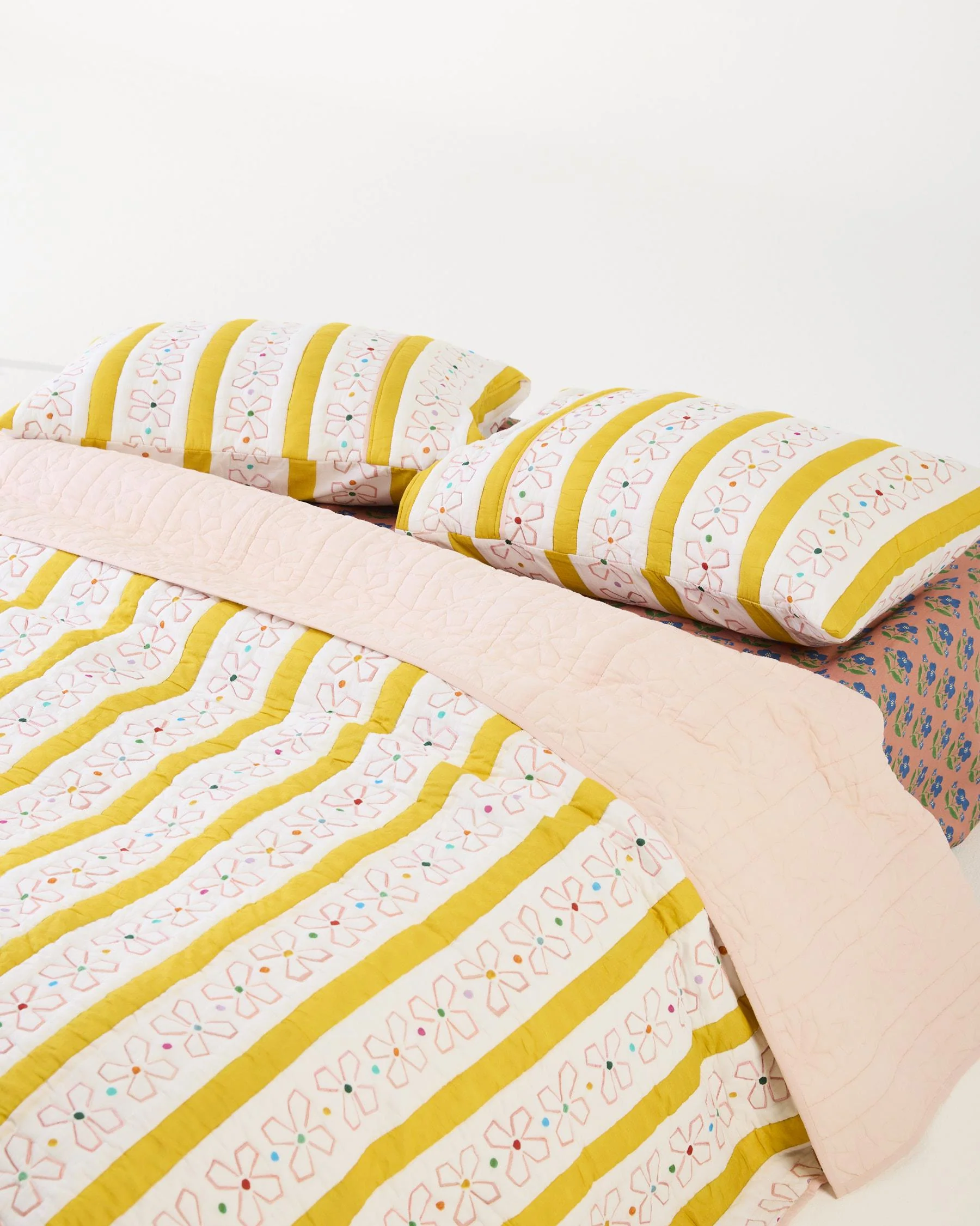 Kip & Co X Anna Spiro Daisy Chain Quilted Bed Linen - Image 6