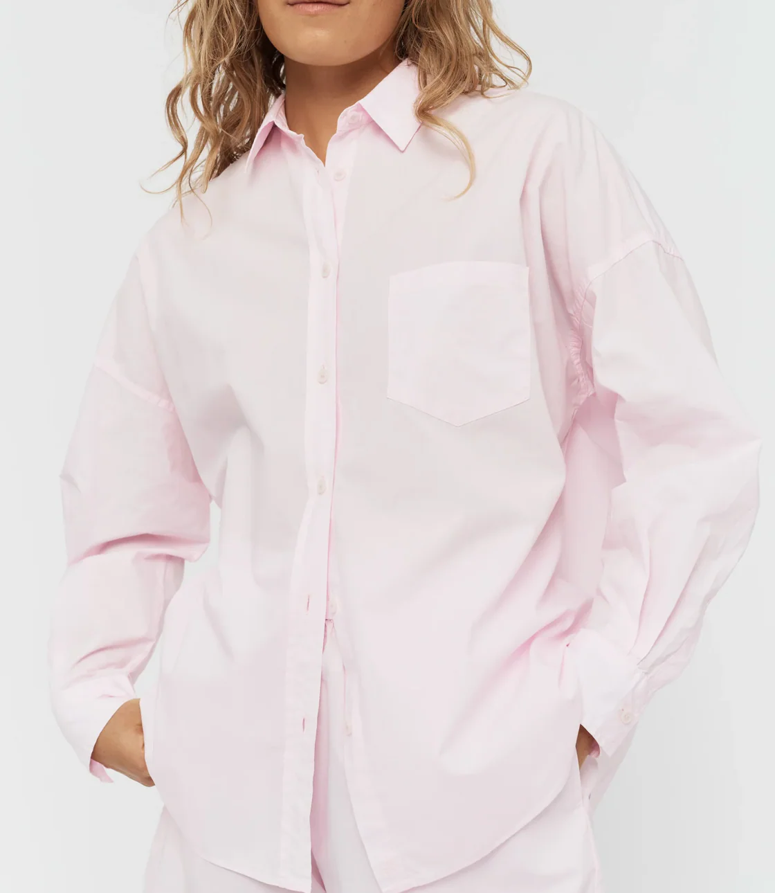 LMND Chiara Classic Short WAS $130 - Image 4