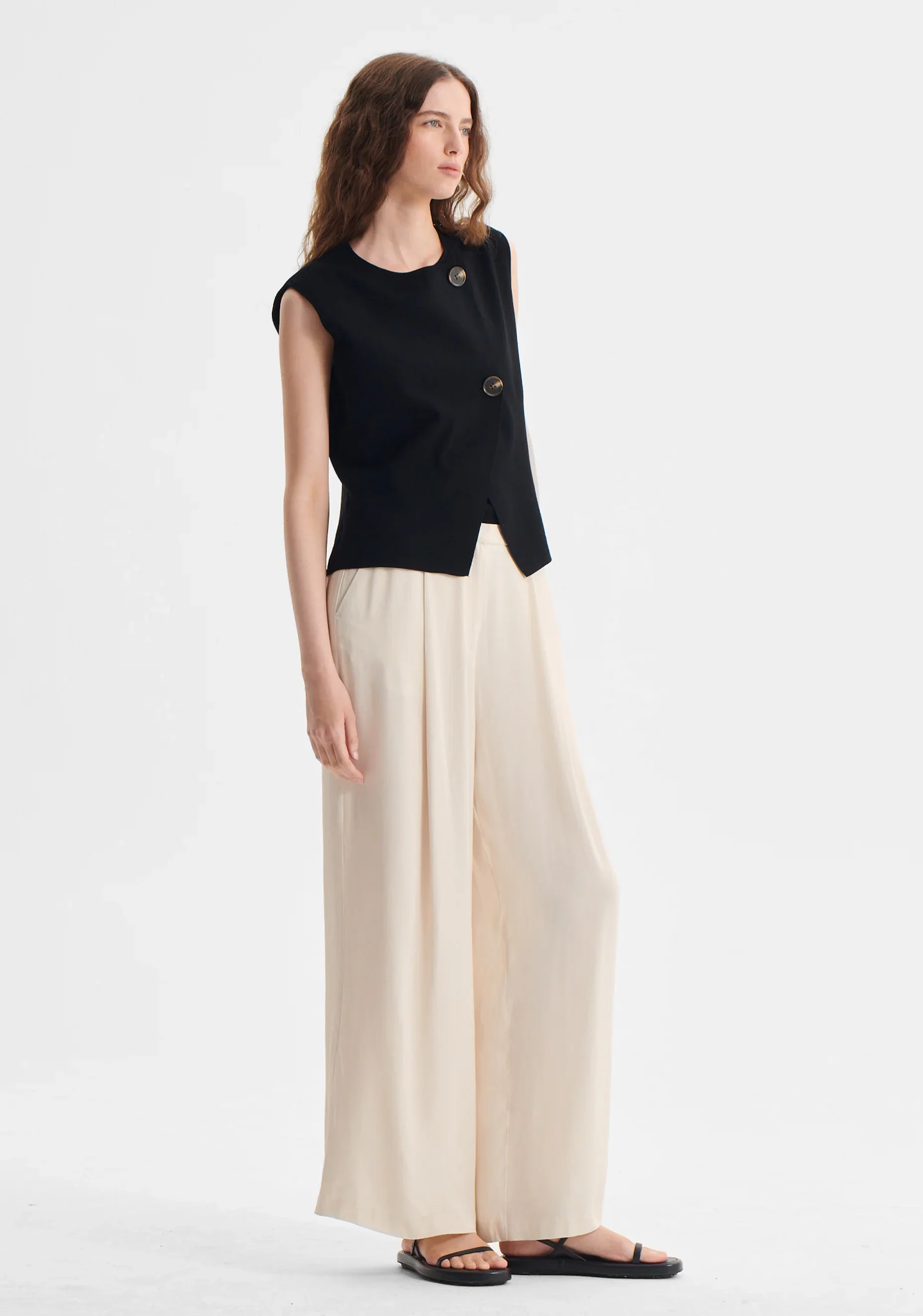 Morrison Bennett Knit Vest - Image 3