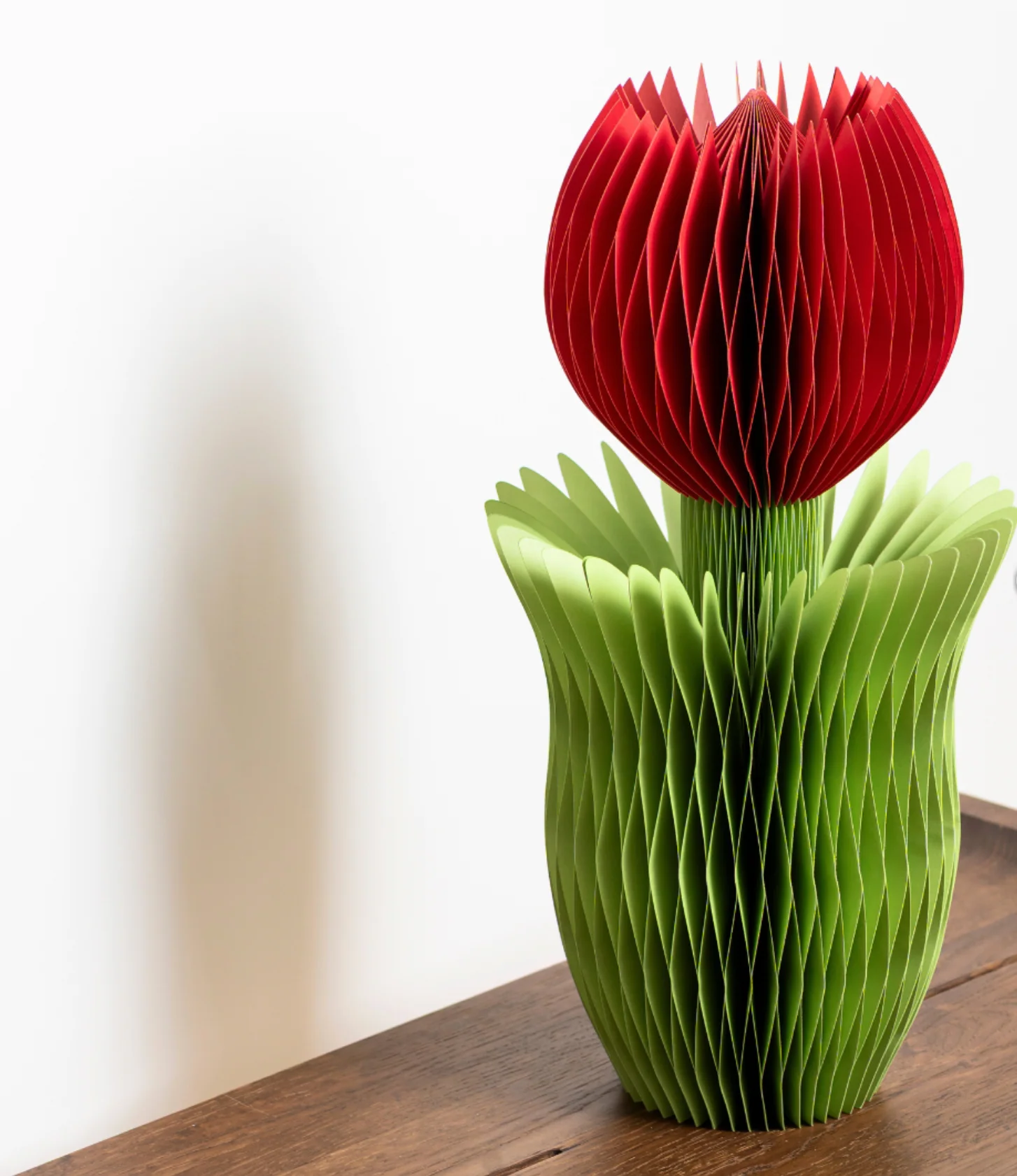 Sustainable Paper Tulip - Image 3
