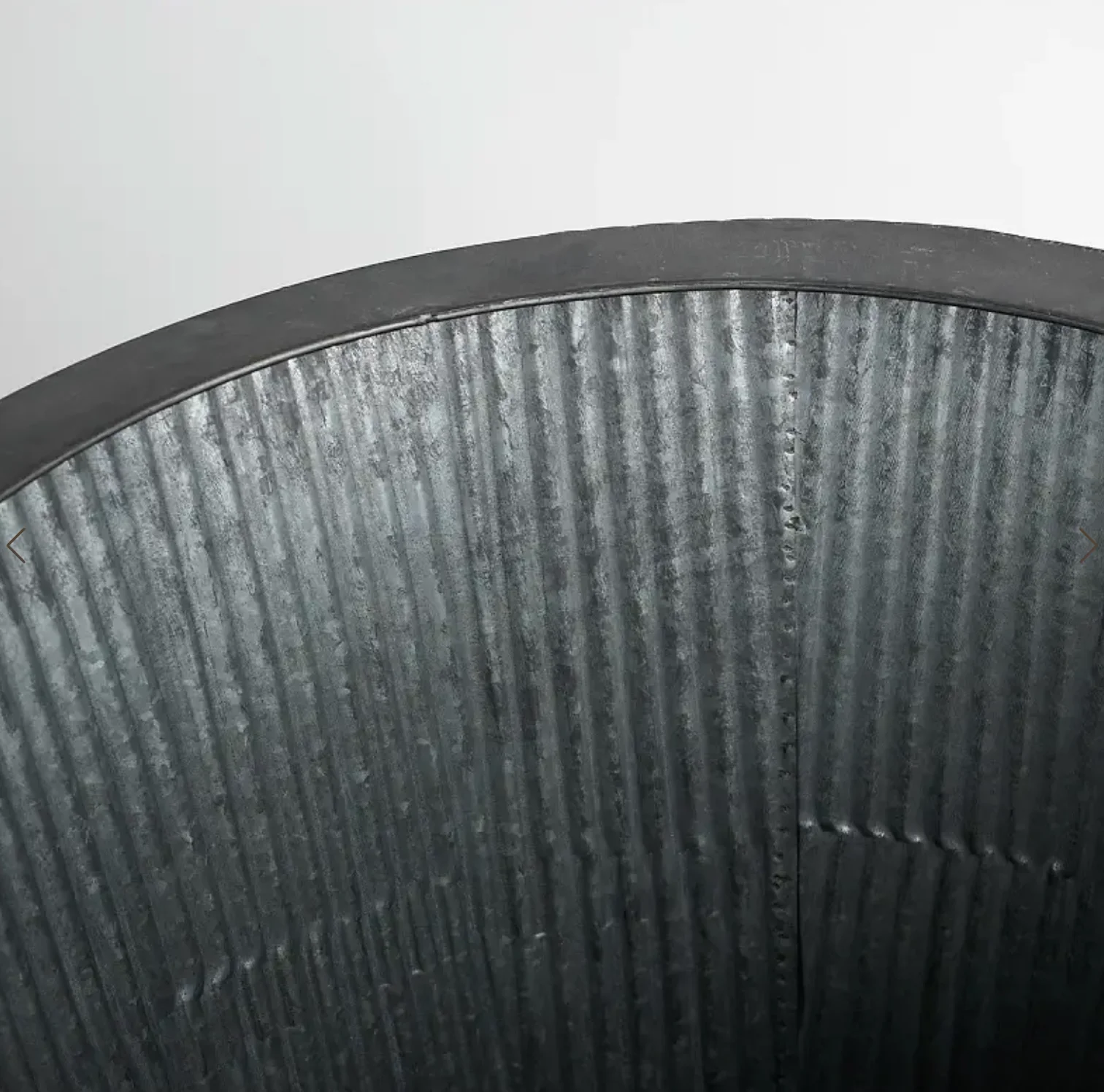 Wicka Palais Tin Planter - Image 6